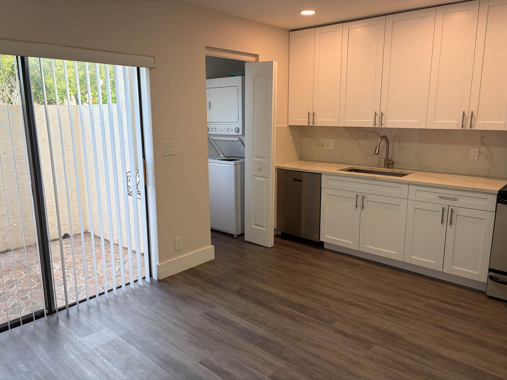 223 SE 11th Avenue, Unit B, Pompano Beach, FL 33060 Photo