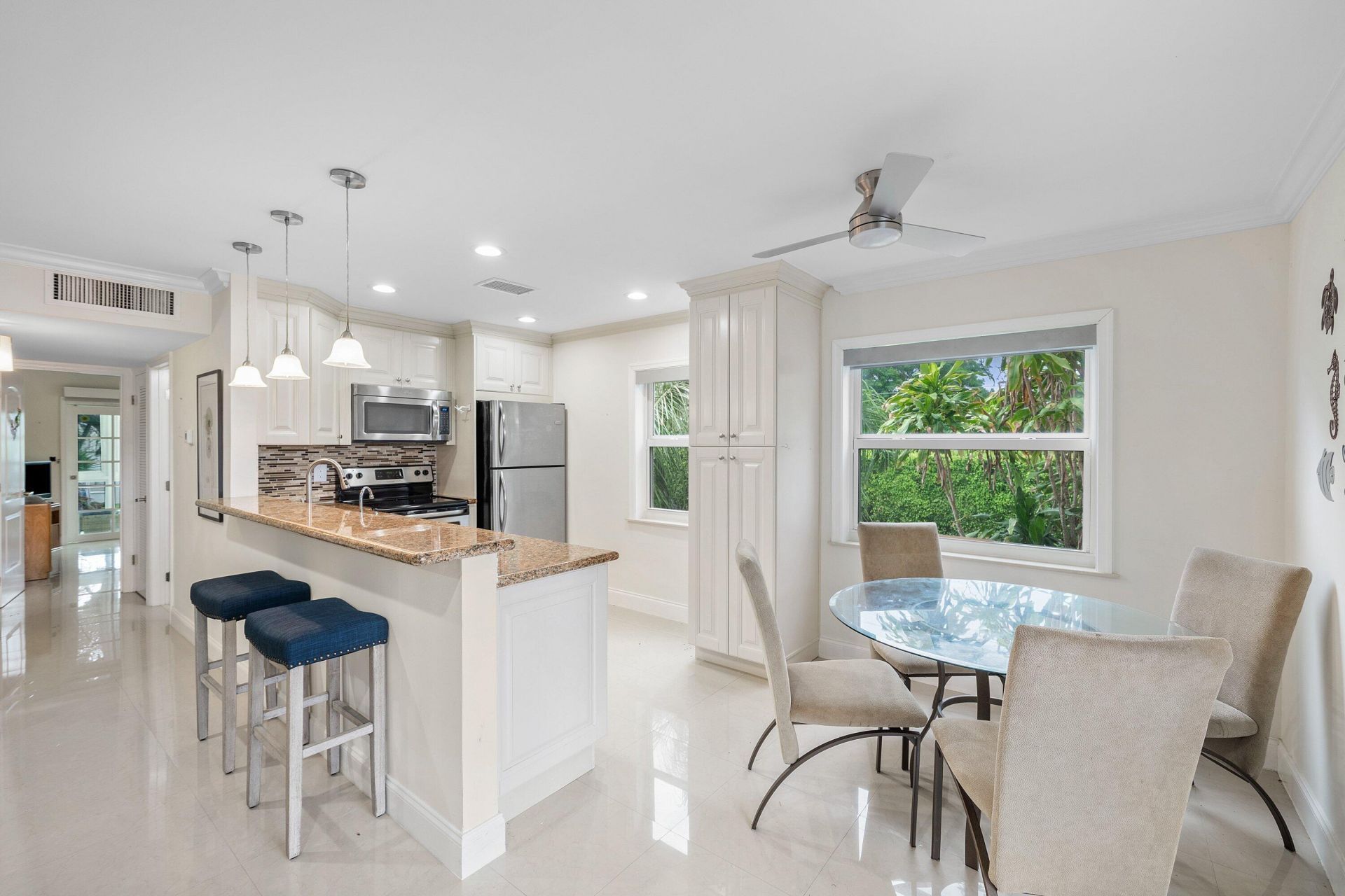334 Burgundy G, Delray Beach, FL 33484 Photo