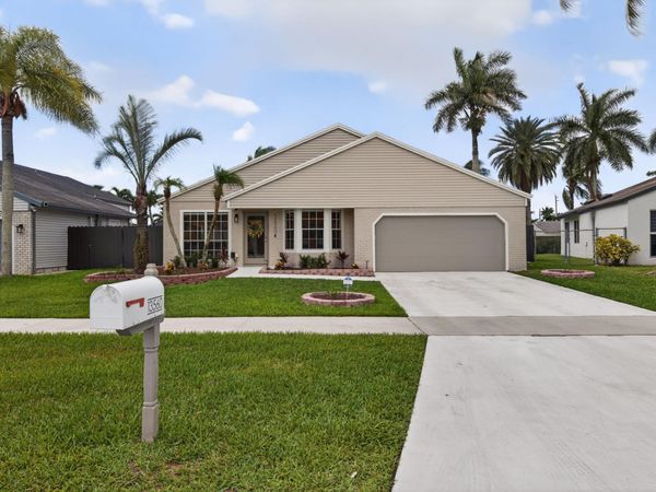 13560 SW 9th Court, Davie, FL 33325