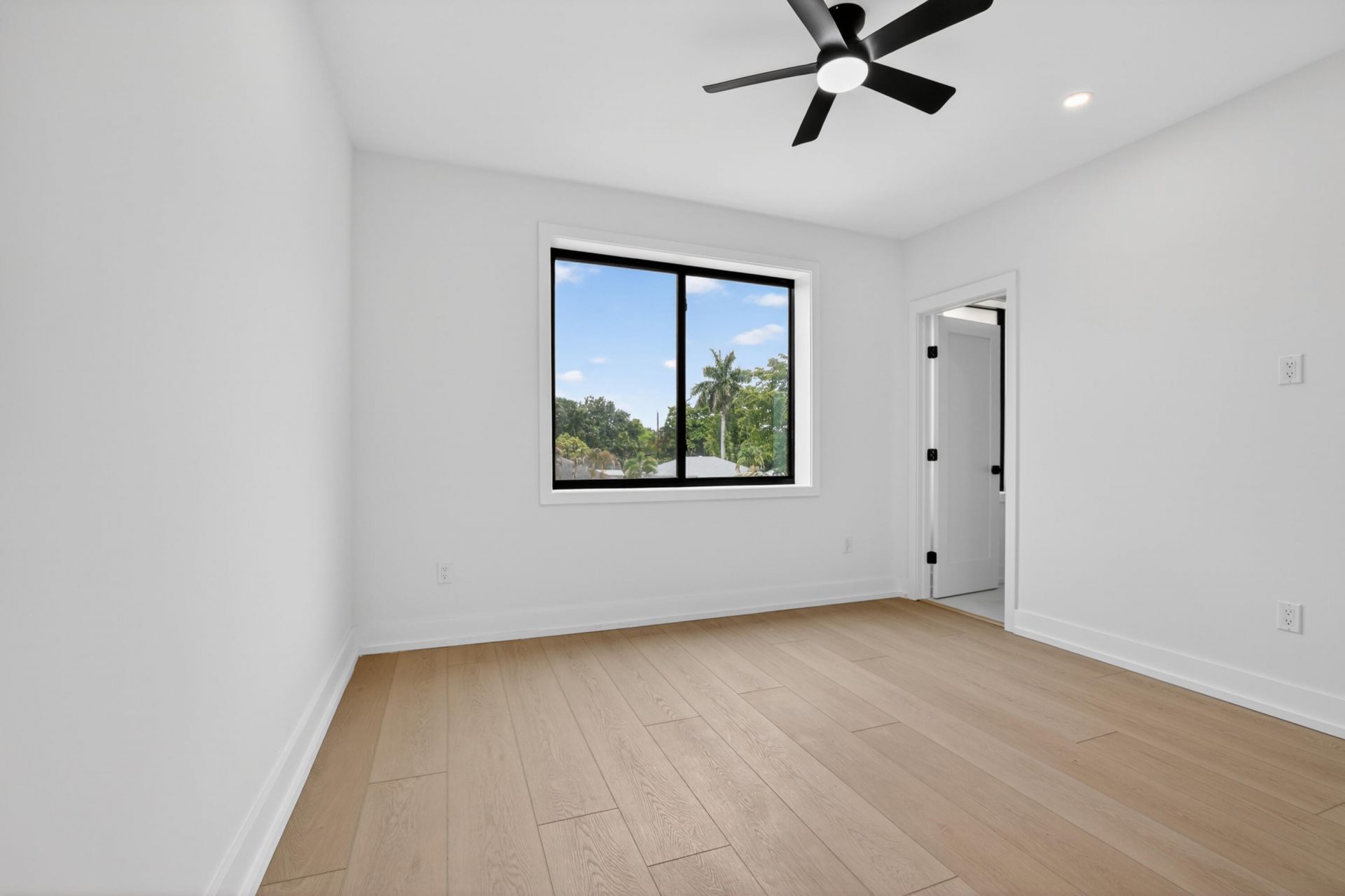 509 SW 11th Street, Unit 509, Fort Lauderdale, FL 33315 Photo