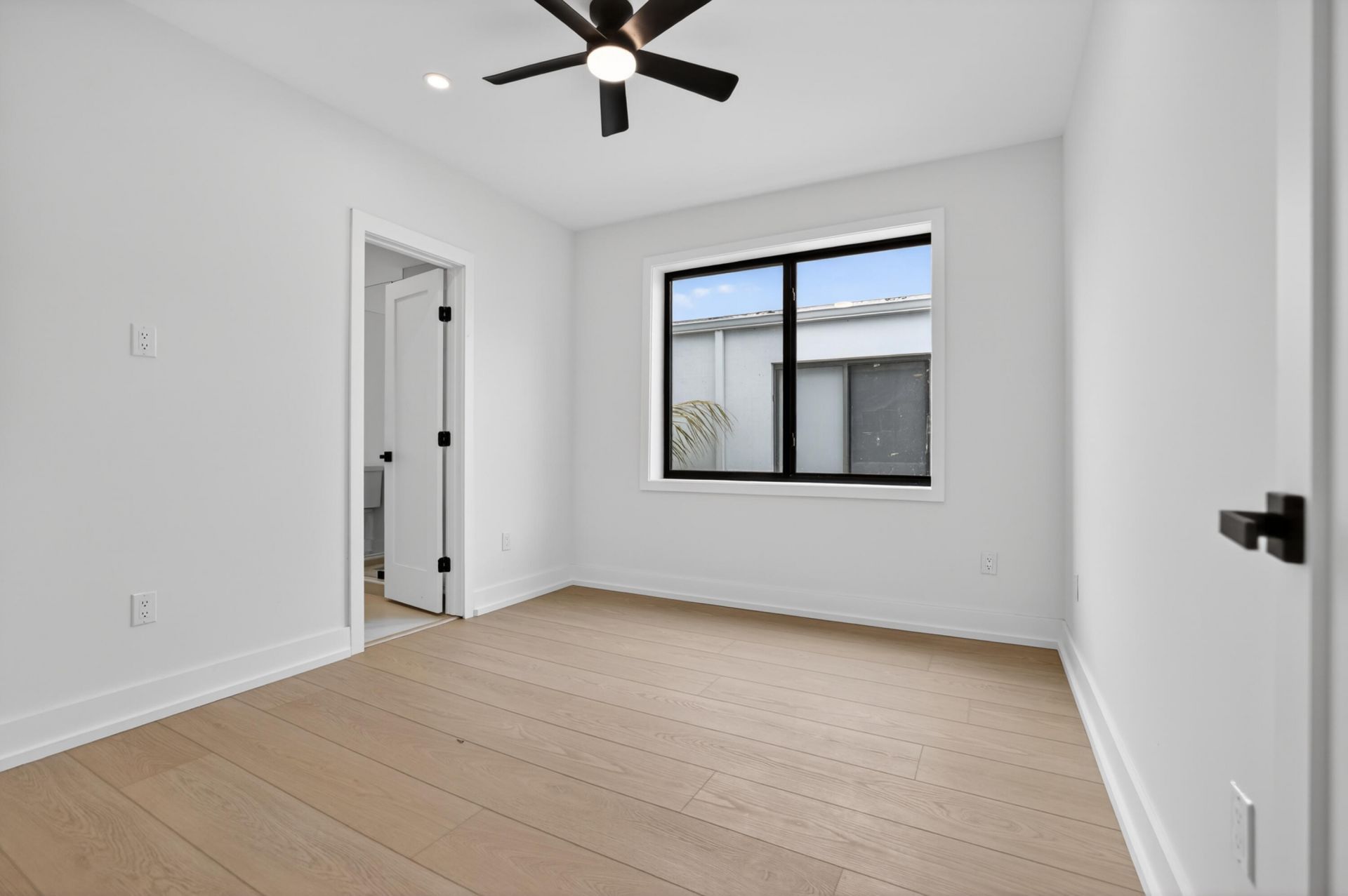 509 SW 11th Street, Unit 509, Fort Lauderdale, FL 33315 Photo
