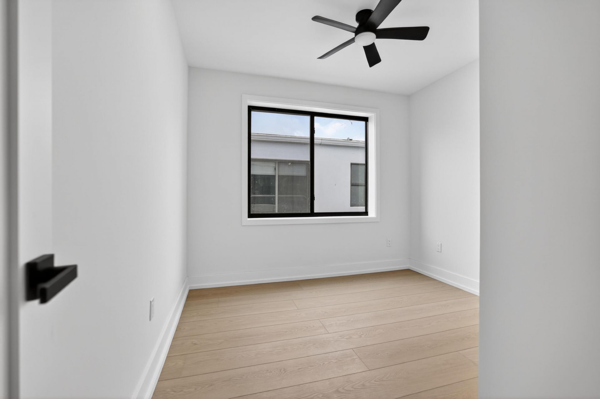 509 SW 11th Street, Unit 509, Fort Lauderdale, FL 33315 Photo