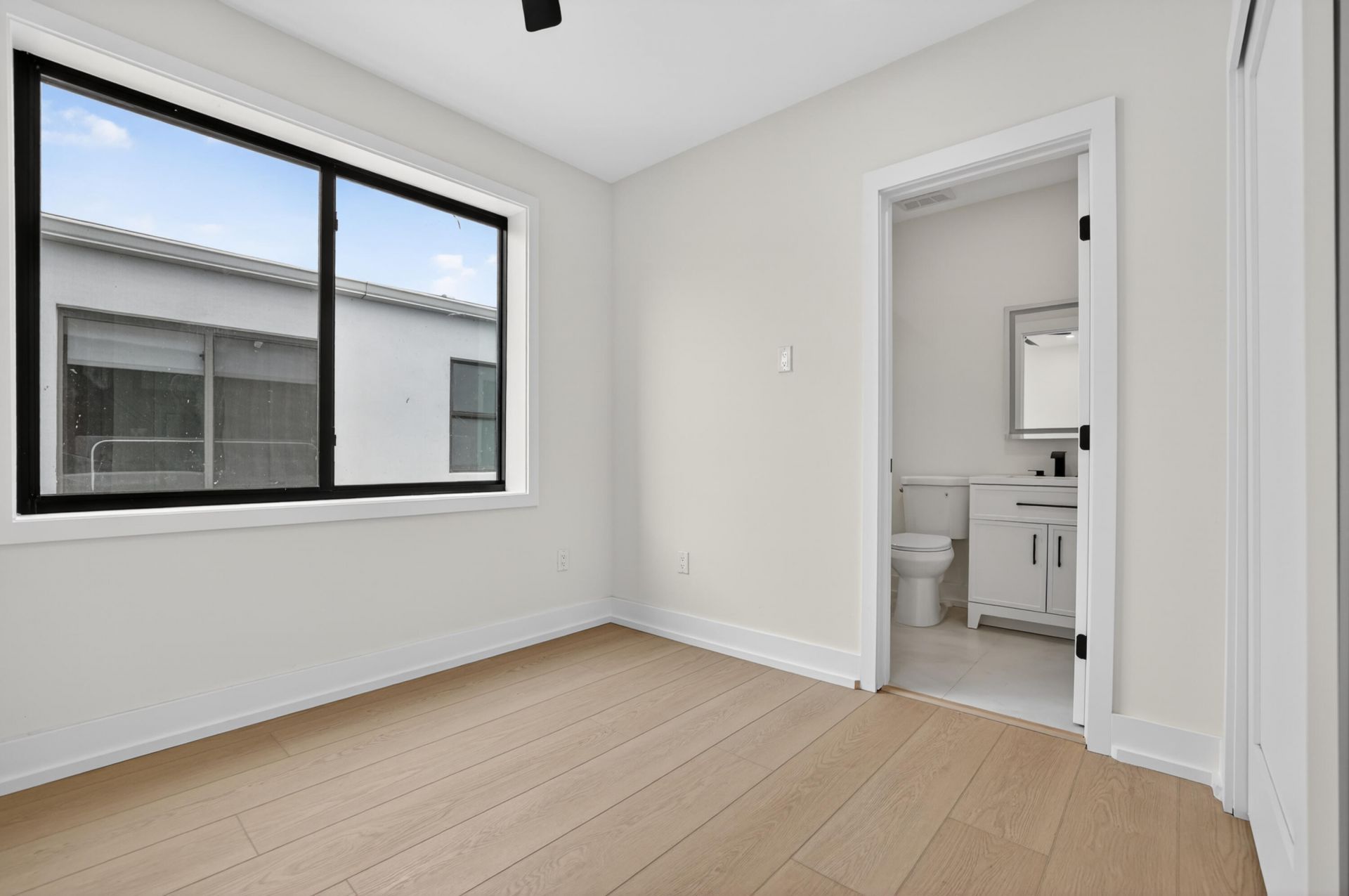 509 SW 11th Street, Unit 509, Fort Lauderdale, FL 33315 Photo