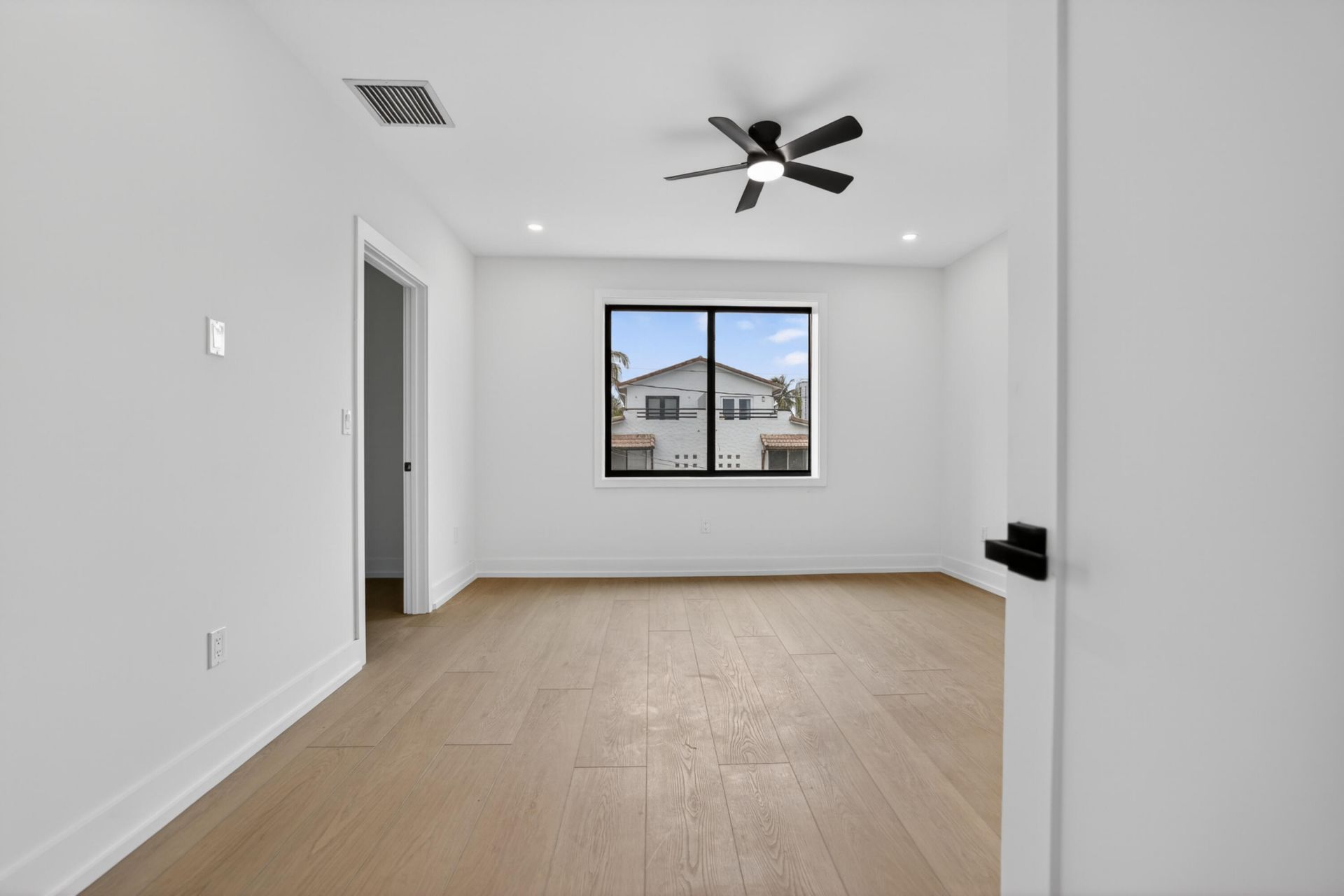 509 SW 11th Street, Unit 509, Fort Lauderdale, FL 33315 Photo