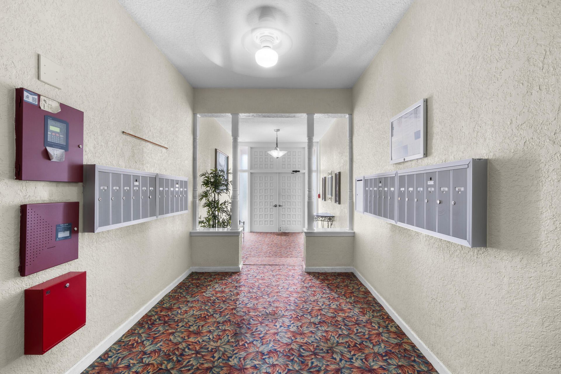 2171 NE 66th Street, Unit 812, Fort Lauderdale, FL 33308 Photo