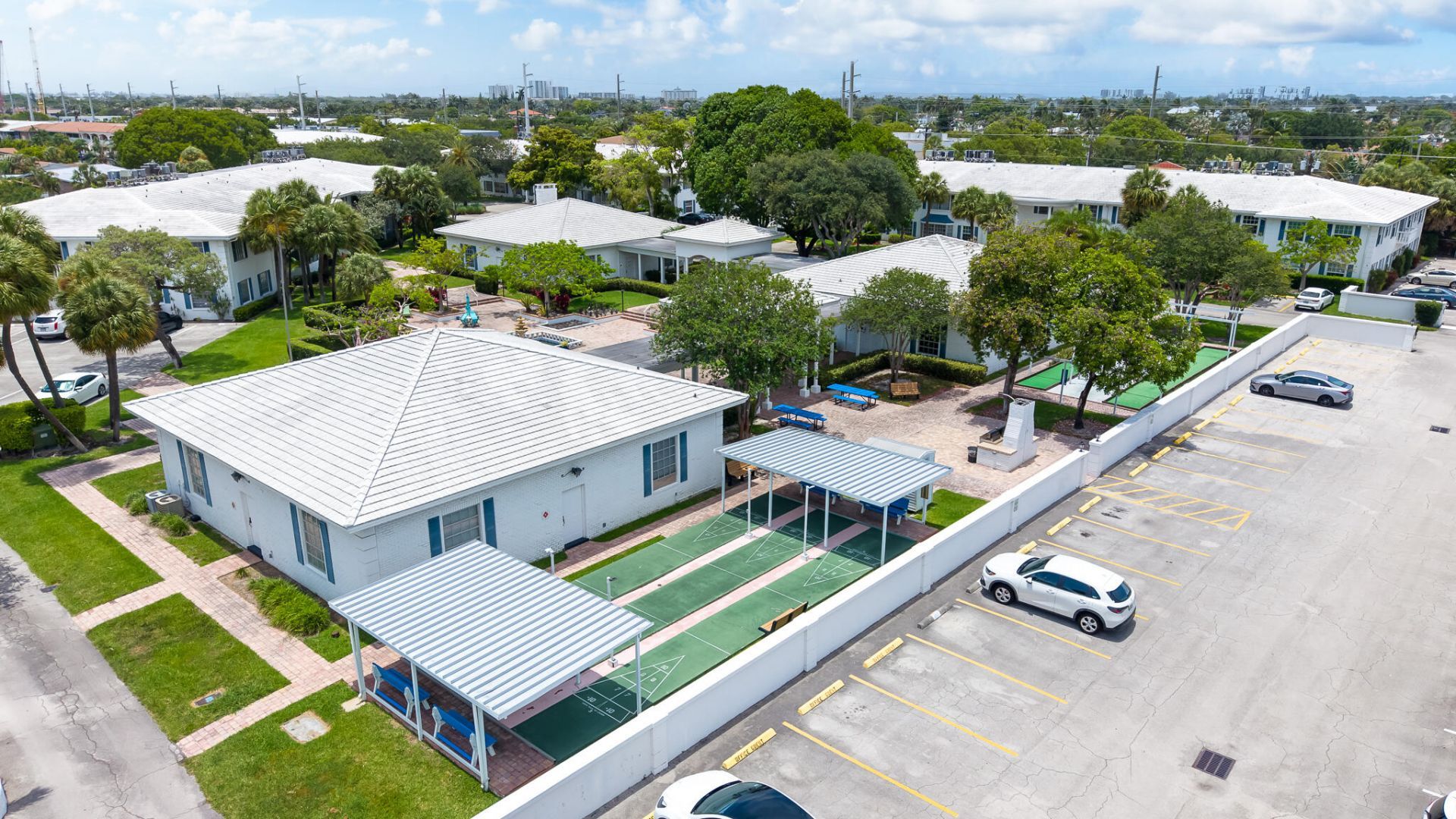 2171 NE 66th Street, Unit 812, Fort Lauderdale, FL 33308 Photo