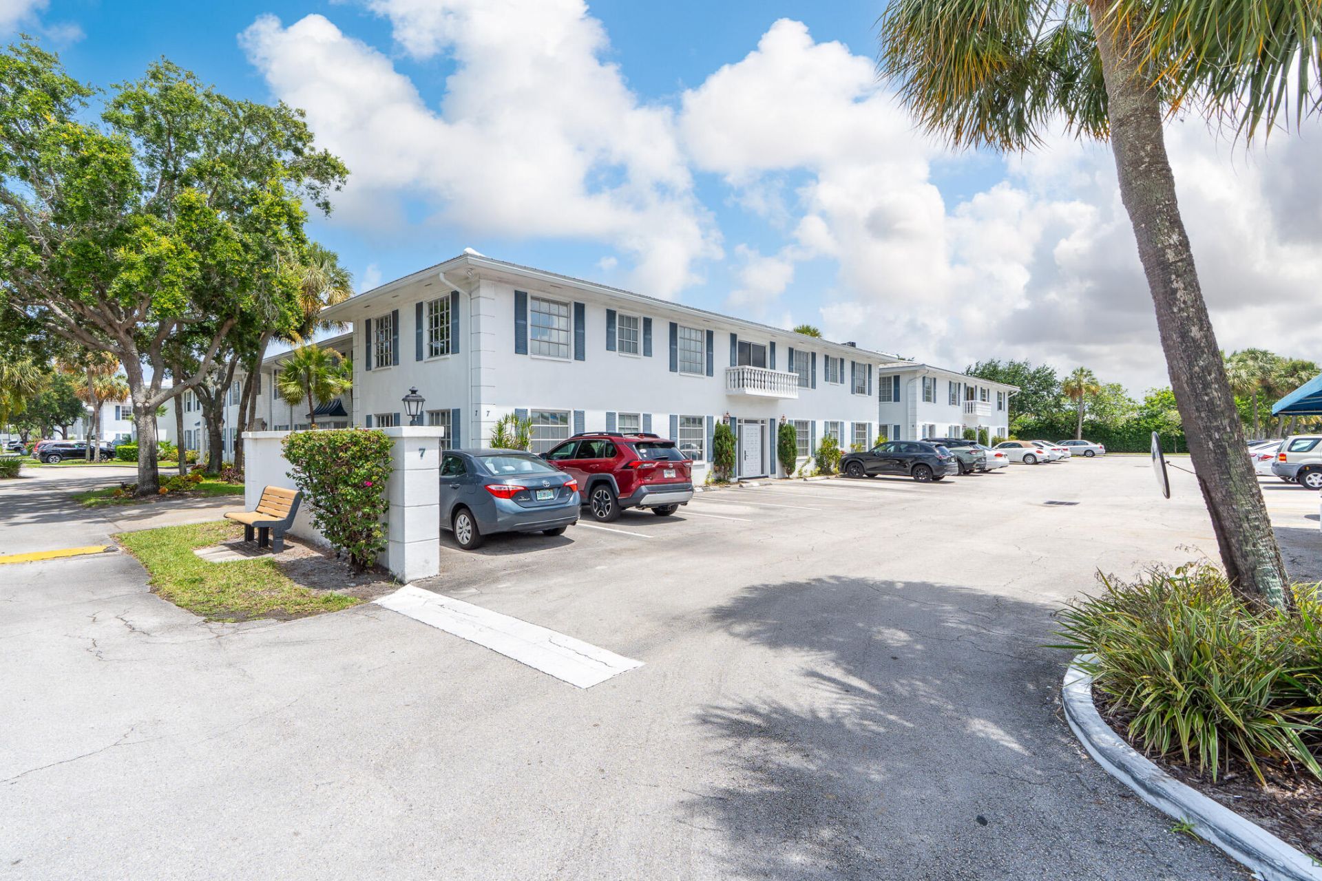 2171 NE 66th Street, Unit 812, Fort Lauderdale, FL 33308 Photo