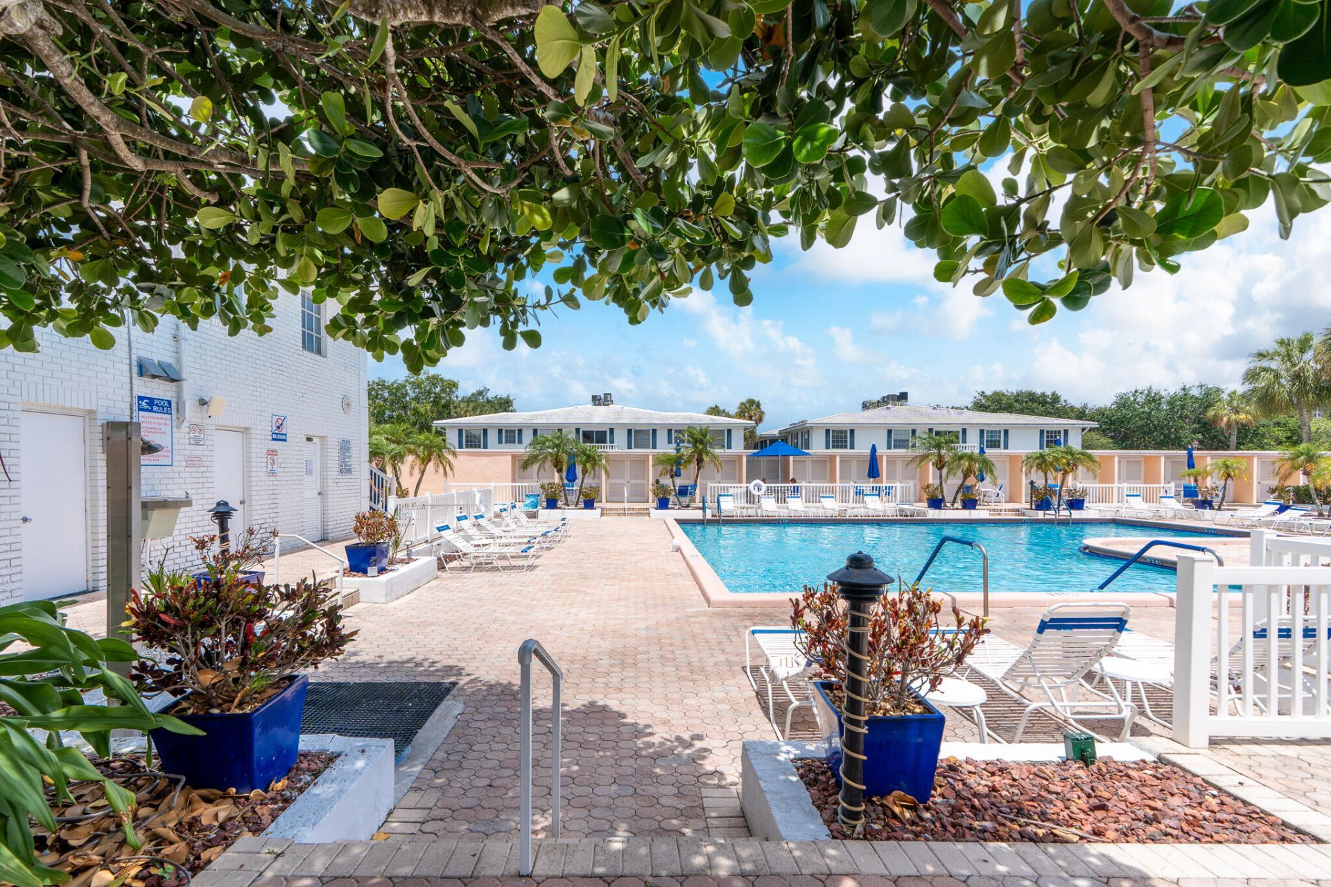 2171 NE 66th Street, Unit 812, Fort Lauderdale, FL 33308 Photo