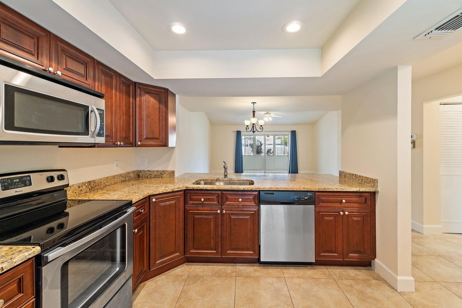 109 Doe Trail, Jupiter, FL 33458 Photo