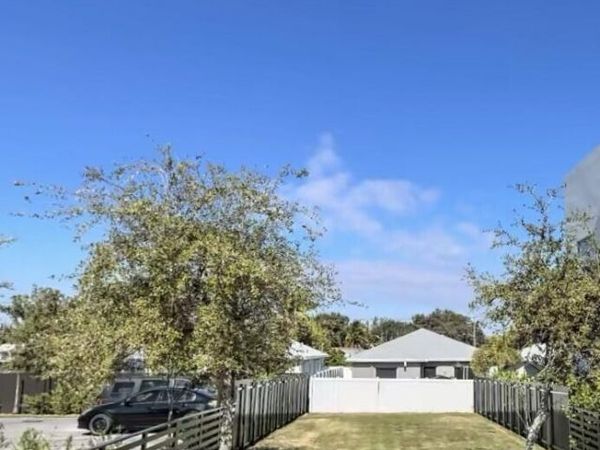 514 Foster Road, Hallandale Beach, FL 33009
