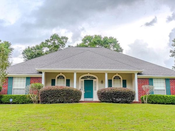 9978 Briarcliff Drive S, Mobile, AL 36608