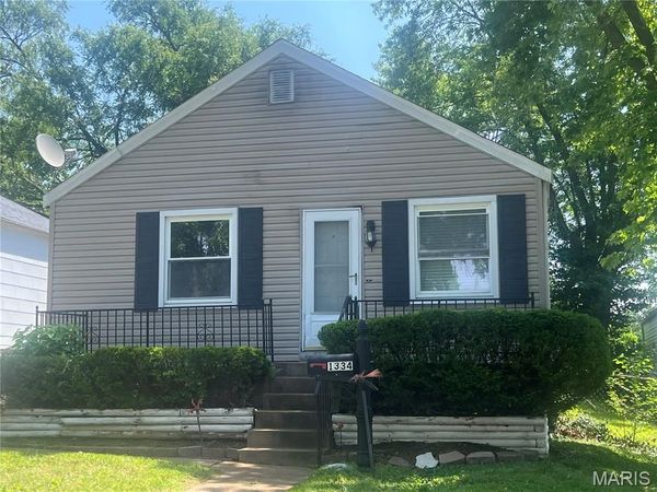 1334 Fairmount Court , St Louis, MO 63139