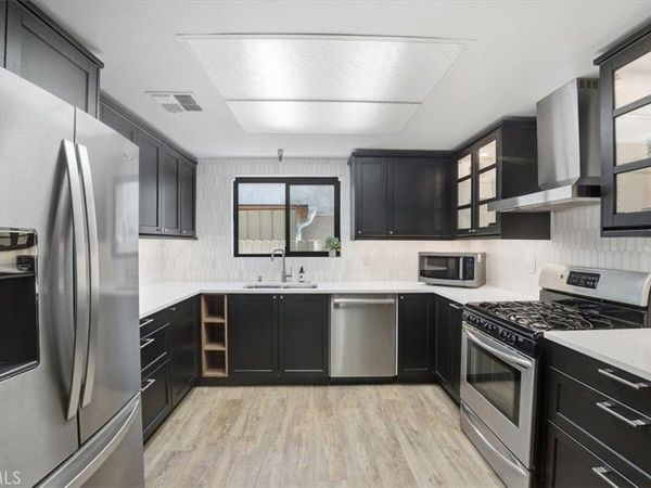 9960 Owensmouth Ave, Unit 21, Chatsworth, CA 91311