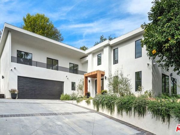4545 Balboa Avenue, Encino, CA 91316