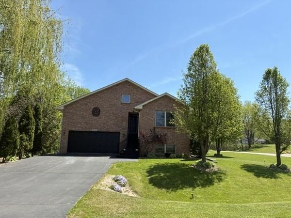 428 Lockwood Road, DAVIS, IL 61019