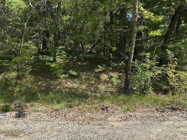 737 Pontiac Trail, West Branch, MI 48661