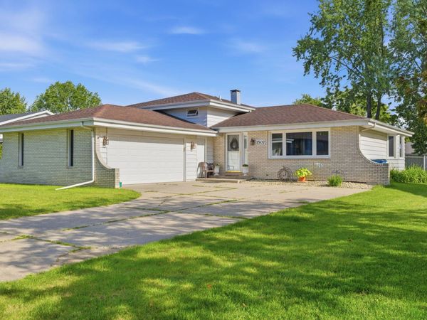 1507 W 94th Court , Crown Point, IN 46307