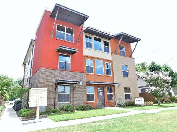 1512 N Elm Street, Unit 302, Denton, TX 76201