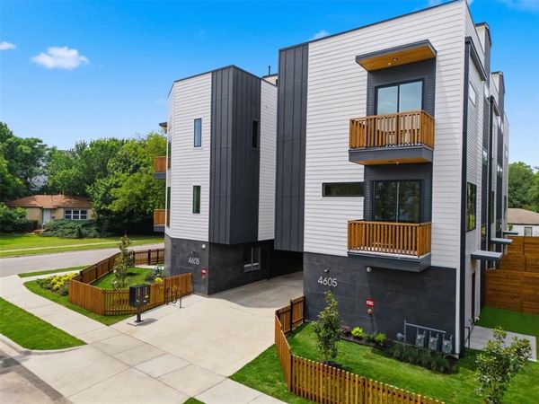 4605 Belmont Avenue, Unit 202, Dallas, TX 75204