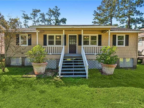 18274 CUSACHS Drive , Covington, LA 70433