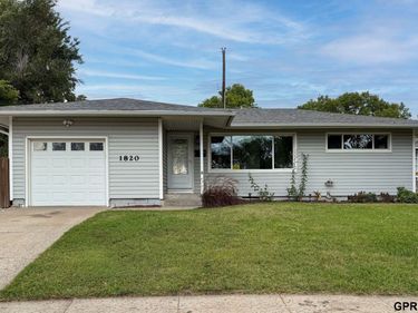 1820 Brower Road , Lincoln, NE 68502