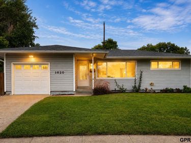 1820 Brower Road, Lincoln, NE 68502