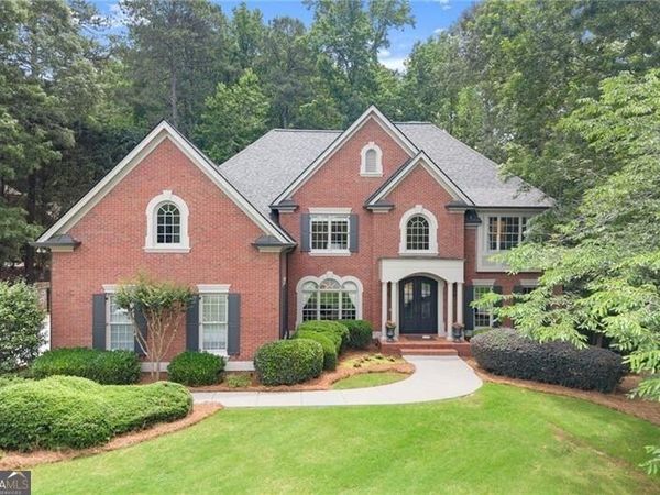 701 Hallbrook Court, Alpharetta, GA 30004