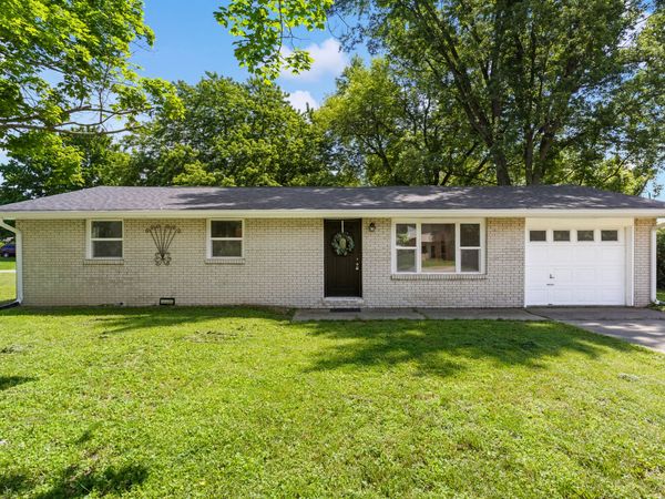 5961 N 200 W, Columbus, IN 47201