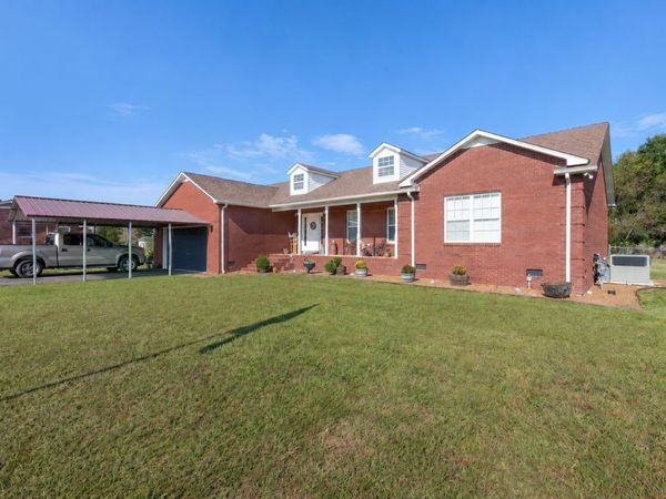 493 Maple Springs Rd, Manchester, TN 37355