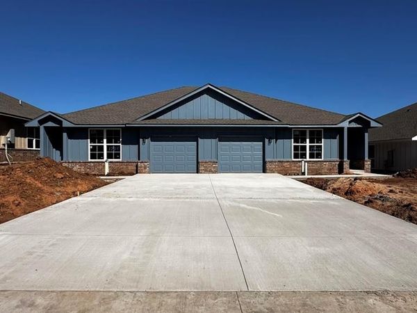 1701 W Creek Drive, Enid, OK 73701