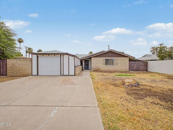 3525 W MORTEN Avenue, Phoenix, AZ 85051