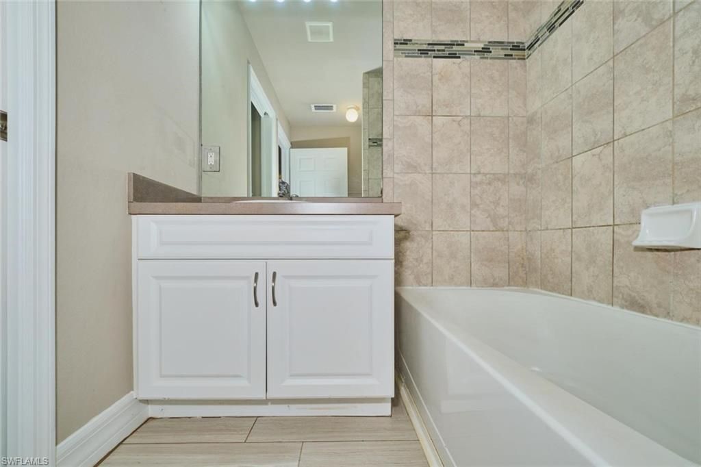 235 SW 12th St , Cape Coral, FL 33991 Photo
