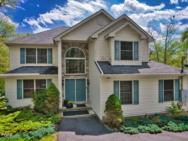 104 Montauk Court, Milford, PA 18337