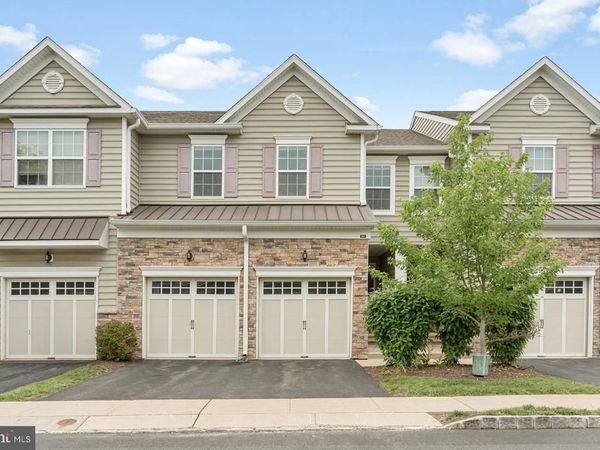 84 AUTUMN LANE , SKILLMAN, NJ 08558
