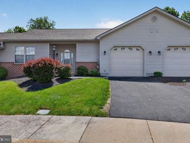 130 LEONARD LANE , HARRISBURG, PA 17111
