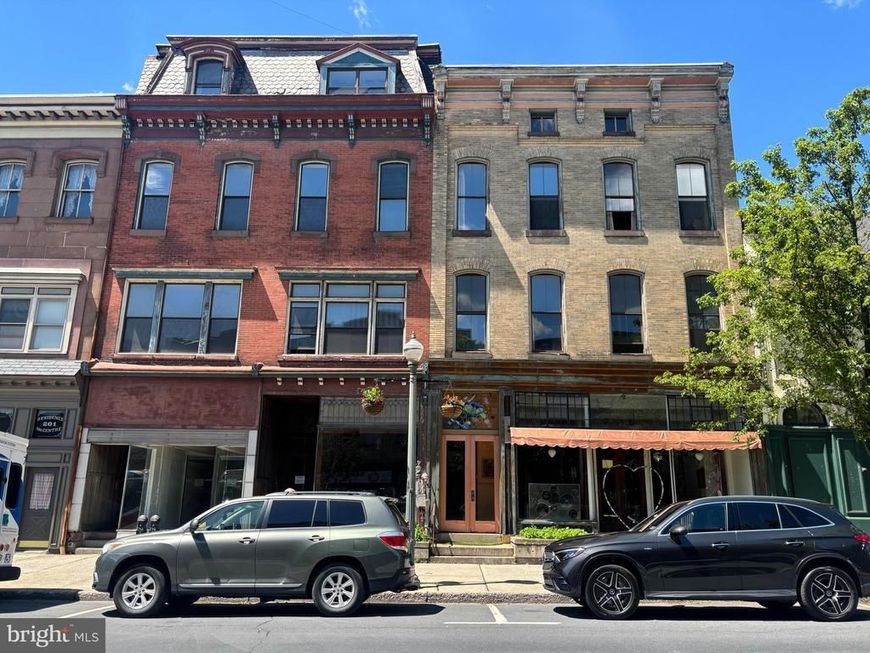 203 N Centre Street , Pottsville, PA 17901 Main Photo