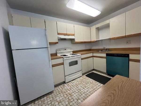 842 B PUTNAM BLVD , WALLINGFORD, PA 19086
