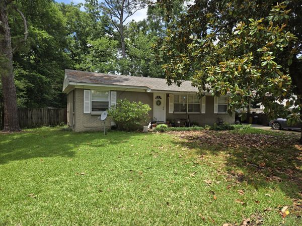 126 Josey, Starkville, MS 39759