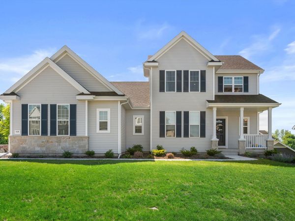 7519 S 50th Ct, Franklin, WI 53132