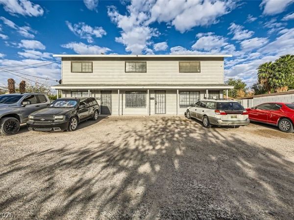76 27th Street , Unit B, Las Vegas, NV 89101