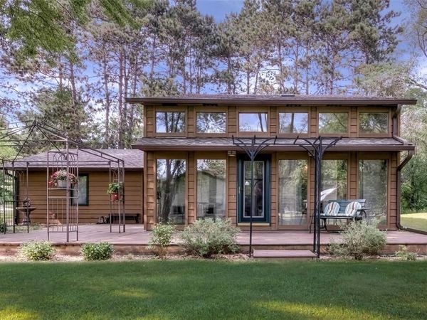 2229 Peterson Avenue, Eau Claire, WI 54703