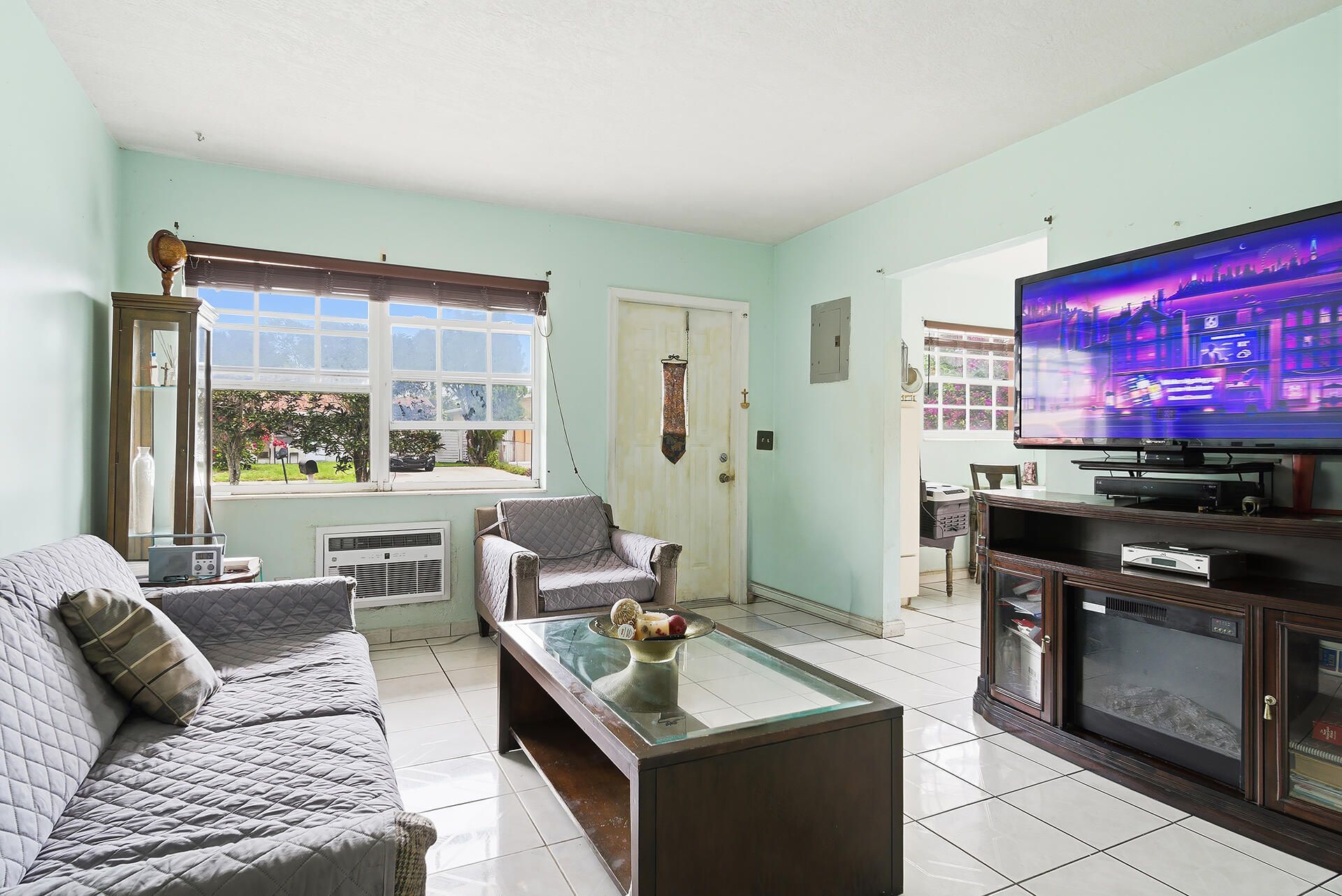 550 NE 37th Street, Unit 1-2, Pompano Beach, FL 33064 Photo