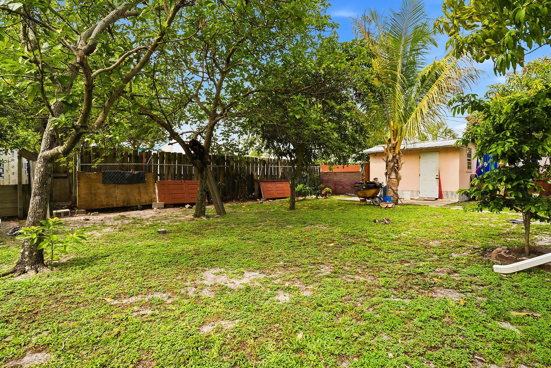 550 NE 37th Street, Unit 1-2, Pompano Beach, FL 33064 Photo