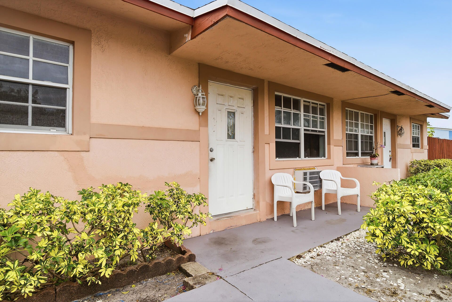 550 NE 37th Street, Unit 1-2, Pompano Beach, FL 33064 Photo
