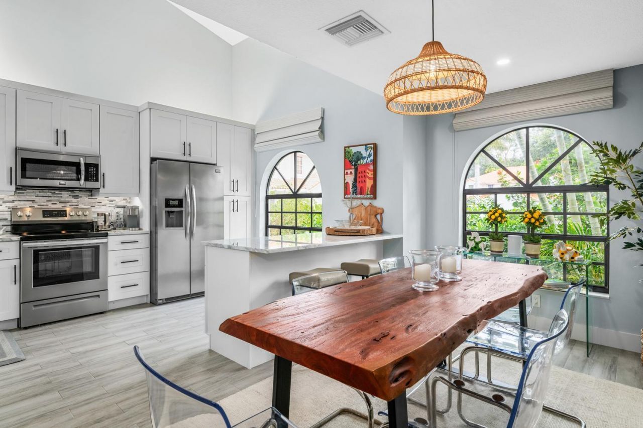 13549 Fountain View Boulevard, Wellington, FL 33414 Photo