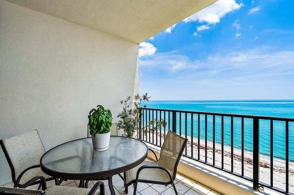 800 Ocean Drive, Unit 1104, Juno Beach, FL 33408 Photo