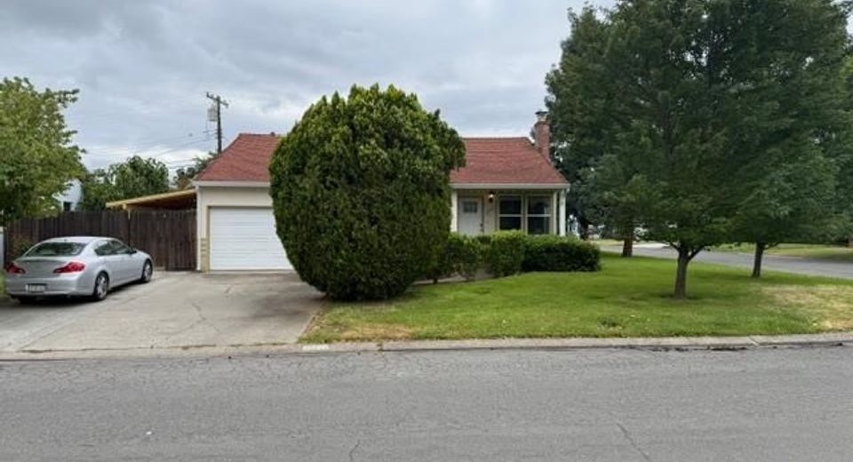 2426 Ione St, Sacramento, CA 95864 Photo
