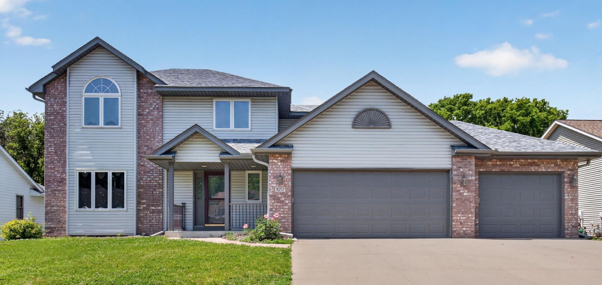3057 Walter Street, Maplewood, MN 55109