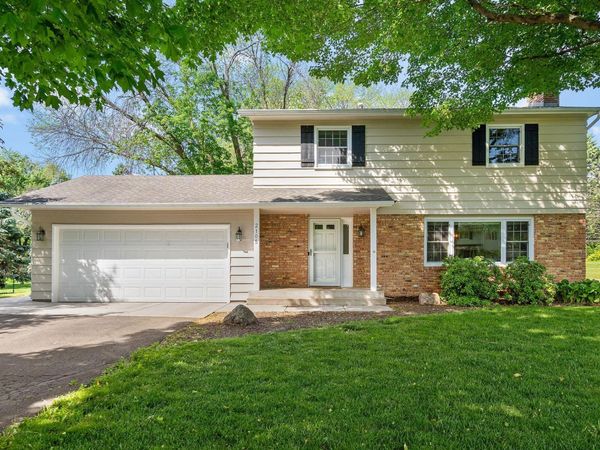 2105 Urbandale Lane N, Plymouth, MN 55447