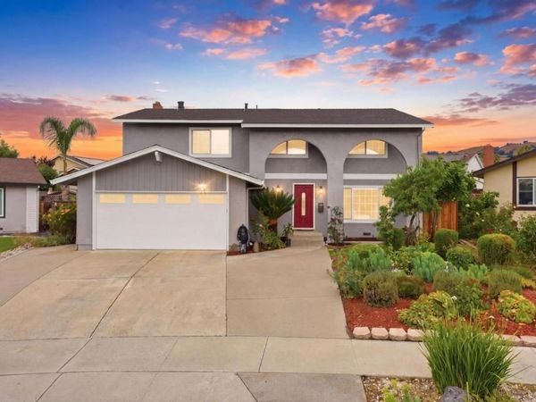 3211 Lenark Drive, San Jose, CA 95132